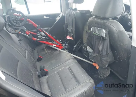 2014 Volkswagen Tiguan Sel z USA, uszkodzony, nr VIN WVGAV3AX3EW508496